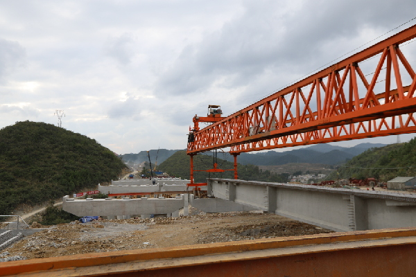 貴黃(huáng)高(gāo)速邊坡錨索預應力監測